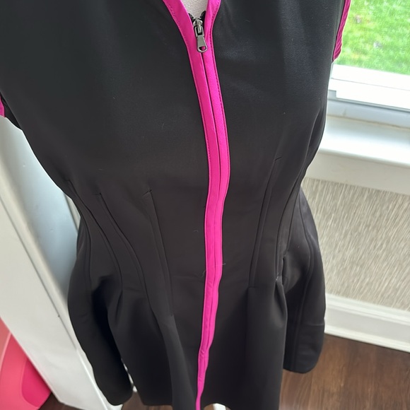 Betsey Johnson Skater Dress Size 12 - Picture 9 of 11